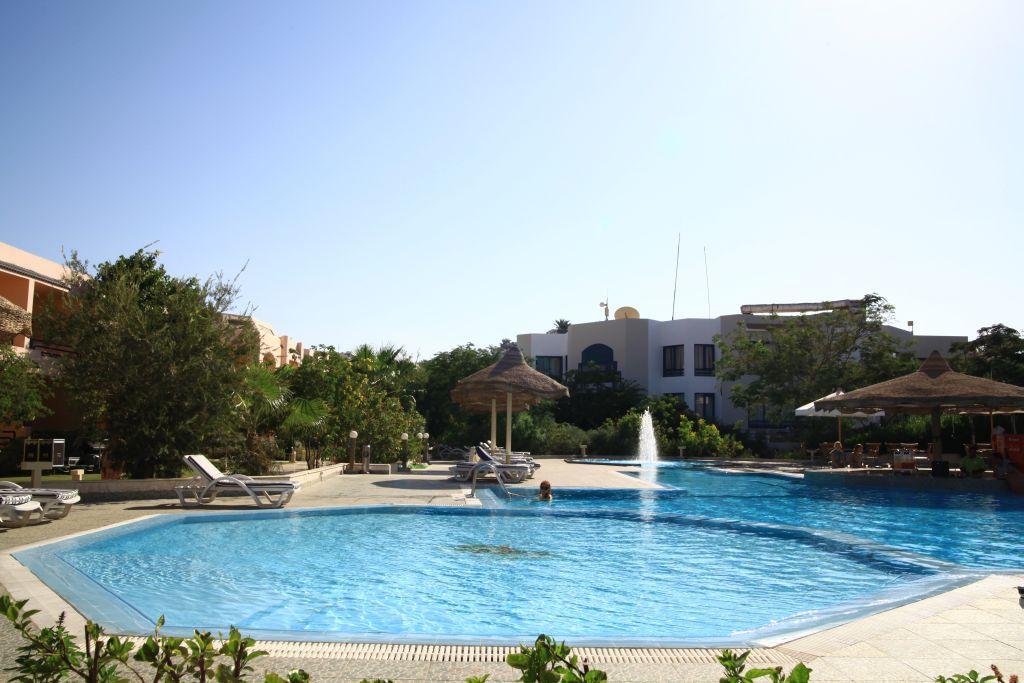 Cataract Resort Naama Bay Шарм ел-Шейх Екстериор снимка